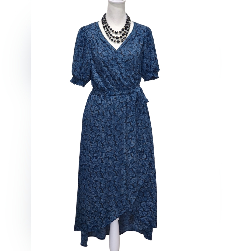 Melrose & Market-SHORT SLEEVE MIDI WRAP DRESS